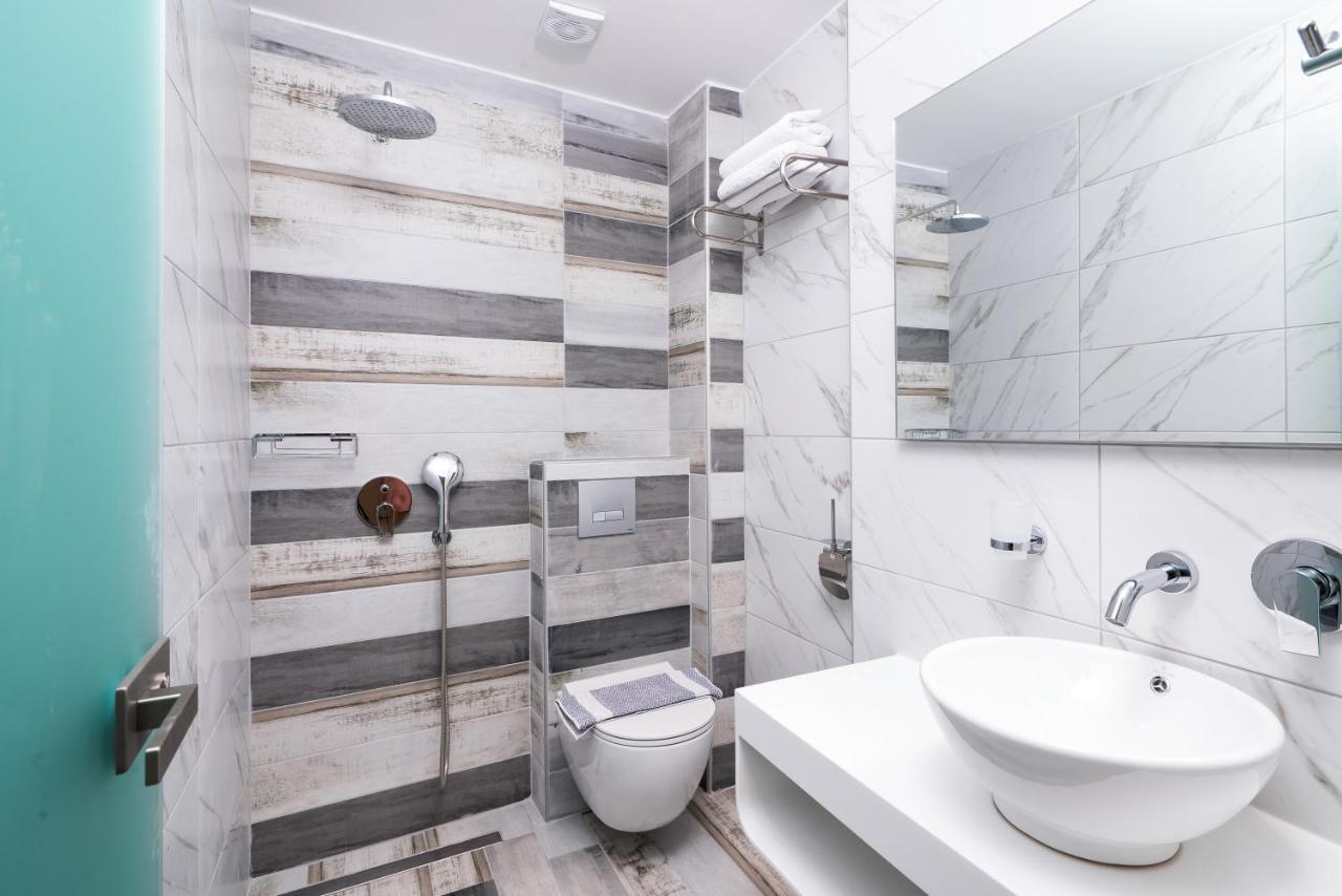 Star Bay Luxury Aparthotel Limenaria  Exterior photo